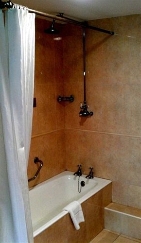 Maudlins House Hotel Naas Ngoại thất bức ảnh