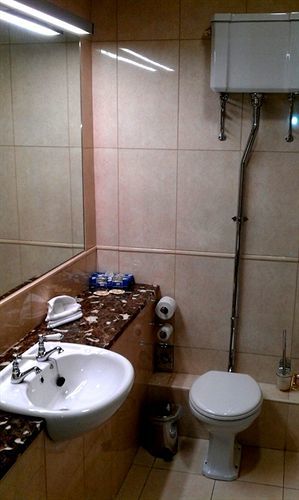 Maudlins House Hotel Naas Ngoại thất bức ảnh